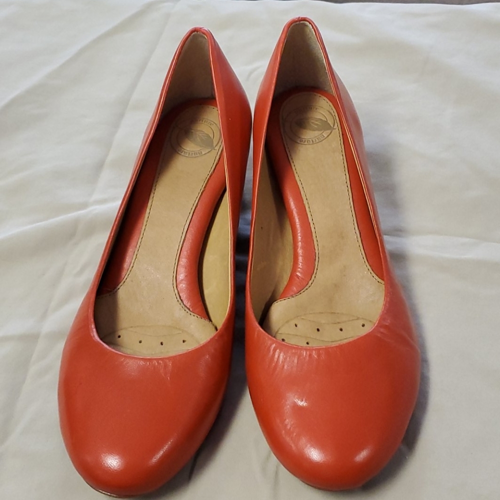 Nurture Wedges